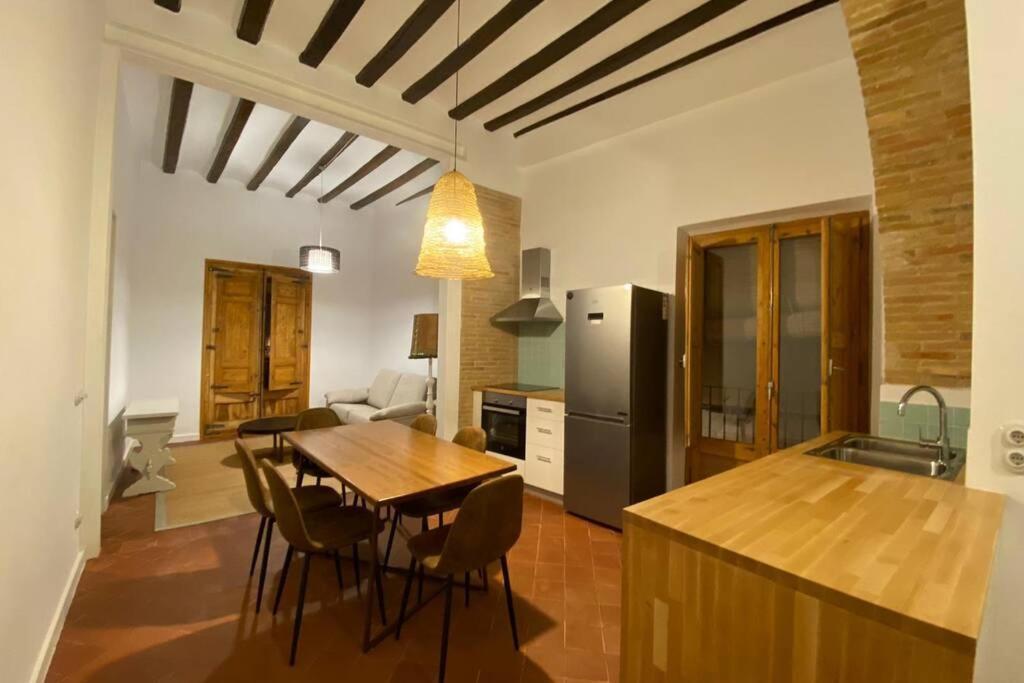 Casa Moner Loft Edifici Historic Centre Medieval De Castello Castello  D'Empuries Dış mekan fotoğraf